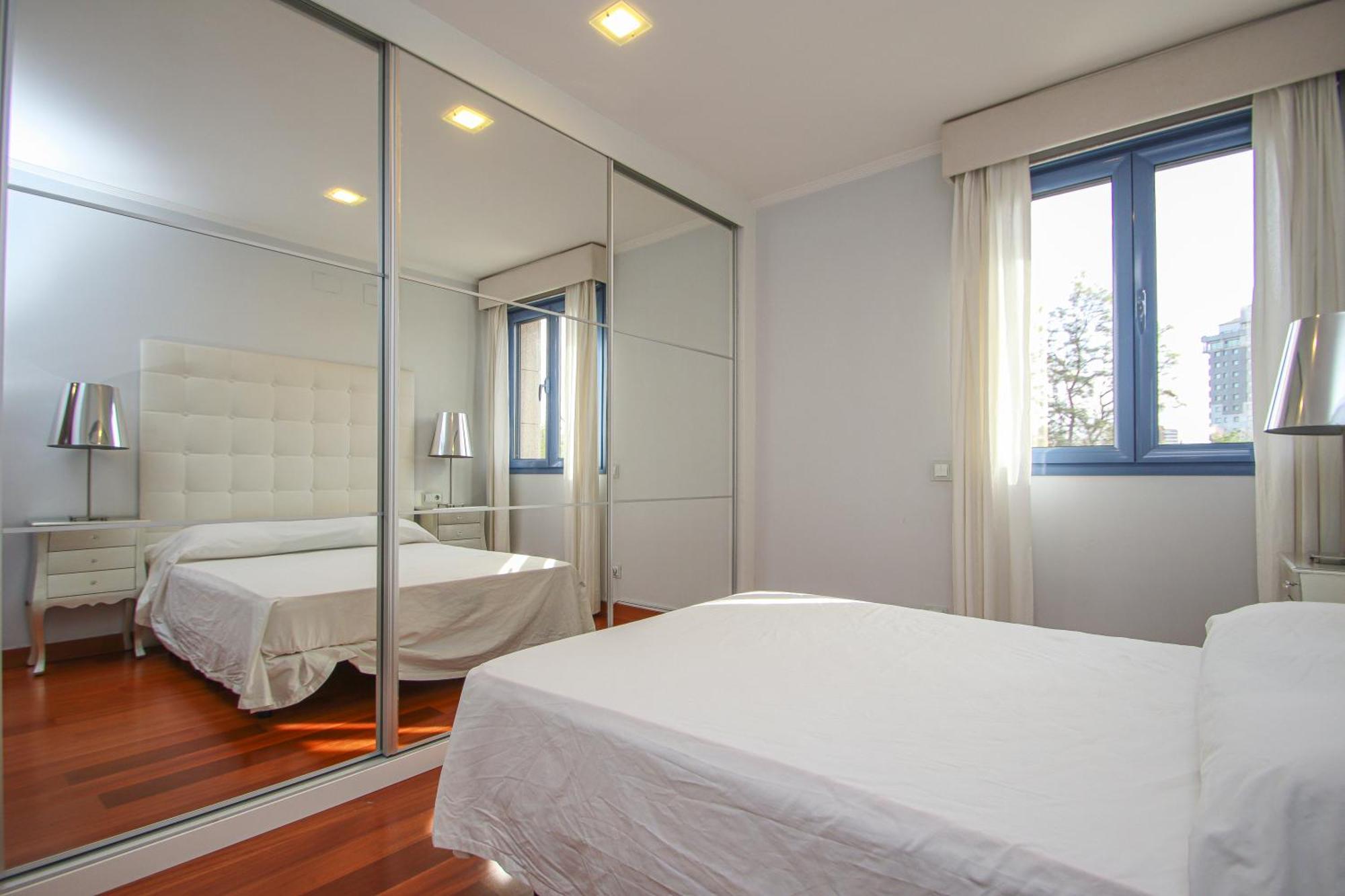 Luxury Apt In Plaza De Espana - Free Parking Sevilla Eksteriør billede